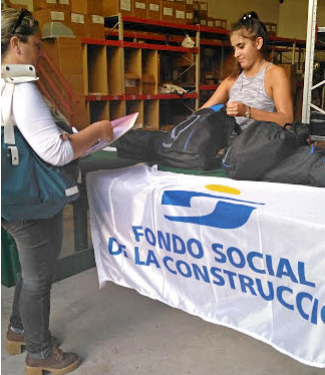 Hijos e hijas de trabajadores de la construcción recibirán útiles escolares