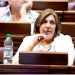 «Las mujeres políticas tienen una visión más profunda de las necesidades de las familias porque las viven más de cerca»