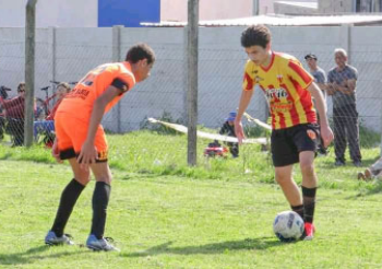 Todos los partidos se juegan el domingo