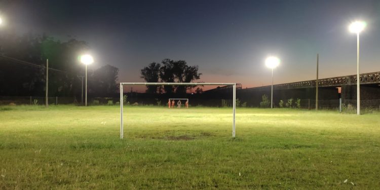 Nueva iluminación en Cancha de Tabaré