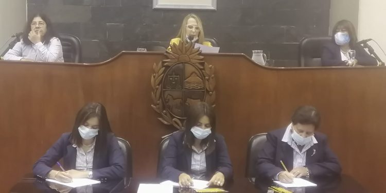 Mujeres legisladoras han sido homenajeadas