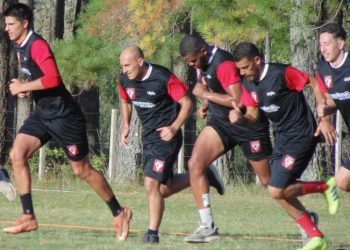 En partido de práctica Tacuarembó FC empató con el Wanderers Juvenil