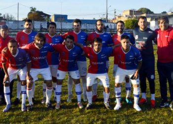 Estudiantes goleó a Huracán de Rivera en amistoso