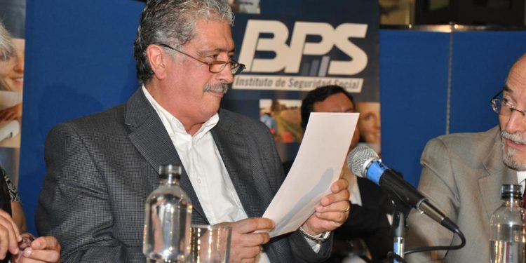 Ariel Ferrari, representante de los pasivos en el BPS,  llega al norte del país