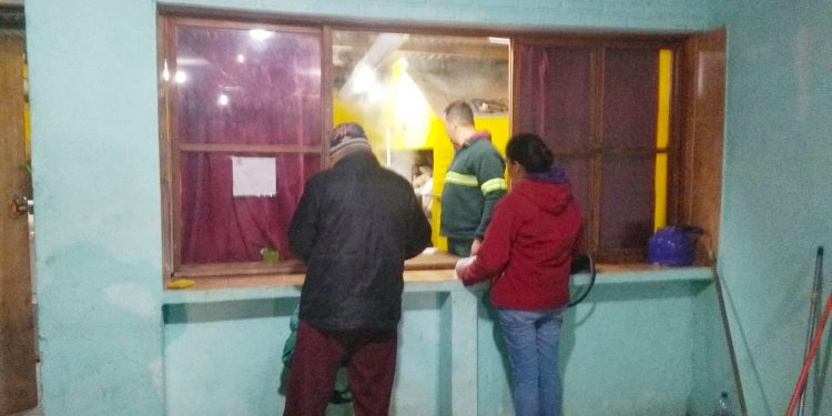 Unas 250 personas retiran el “plato caliente” diariamente en el Centro de Barrio núm. 5  El Molino