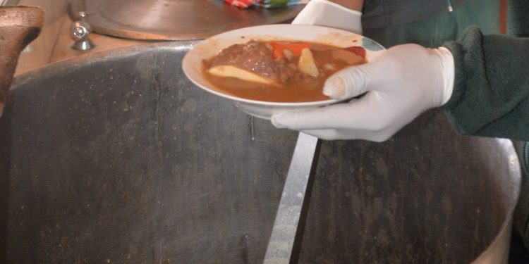 Se entrega el plato caliente a familias vulnerables de Tacuarembó