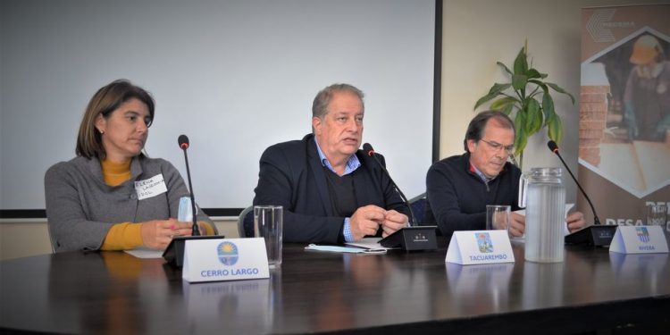 Intendencias del Norte participaron en el Taller Ruta de la Madera.