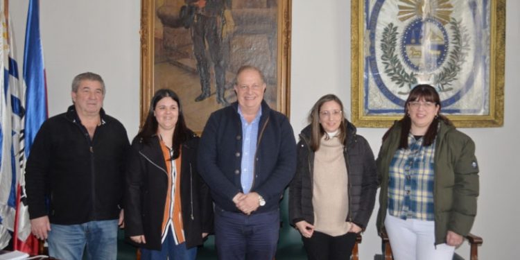 Cooperativistas de Paso de los Toros compraron terreno para sus viviendas