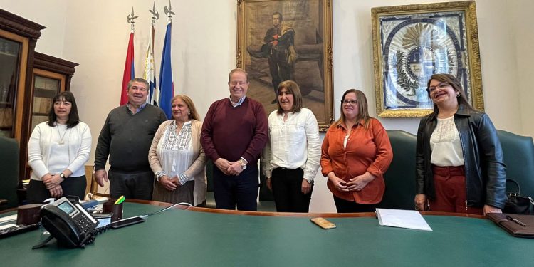 Dos familias del Complejo T15 son propietarias de sus viviendas