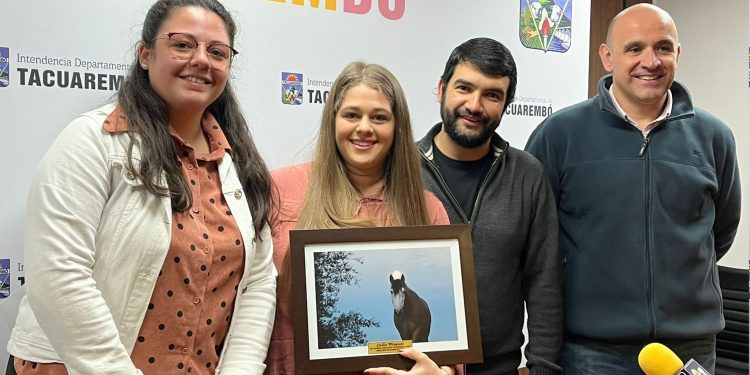 Integrantes de NTVG compartieron un taller sobre violencia de género junto a jóvenes del departamento