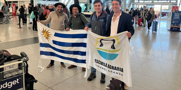 Estudiantes de Sarandí Grande representan a Uruguay en olimpíada agropecuaria en Brasil