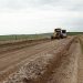 Obras trabaja en la mejora del camino vecinal de Cardozo Grande
