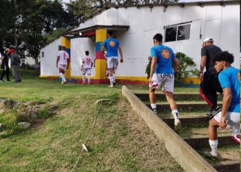 El partido no se jugó por falta de un médico