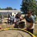 Miles de pilas fueron almacenadas en un tanque de cemento