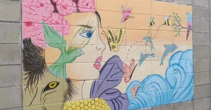 Alumnos del Liceo 3 pintan mural en el marco del proyecto “No más colillas”