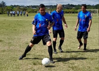Fútbol Senior: Ganaron los líderes