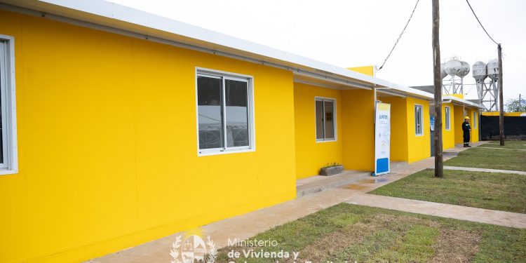 Otras 10 viviendas fueron entregadas en el complejo de barrio San Gabriel