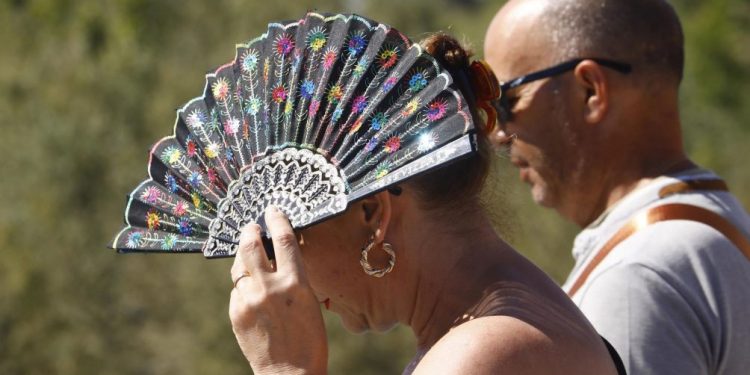 ONU advierte que olas de calor futuras «excederán límites humanos y sociales»