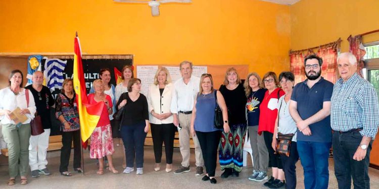 El CRE de Montevideo visita a los españoles en el departamento de Tacuarembó