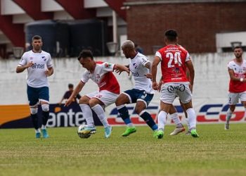 Nacional se quedó con la Copa Carlos Gardel 