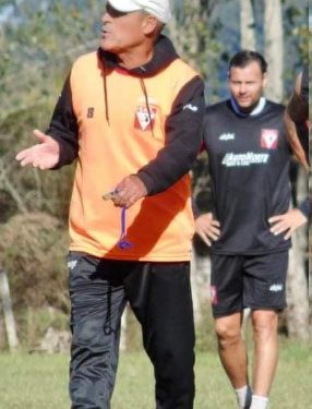 Gastón Machado puso condicionantes para continuar