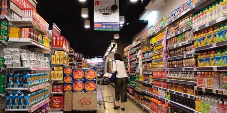 Consumo en supermercados continúa a la baja y se espera un verano negativo