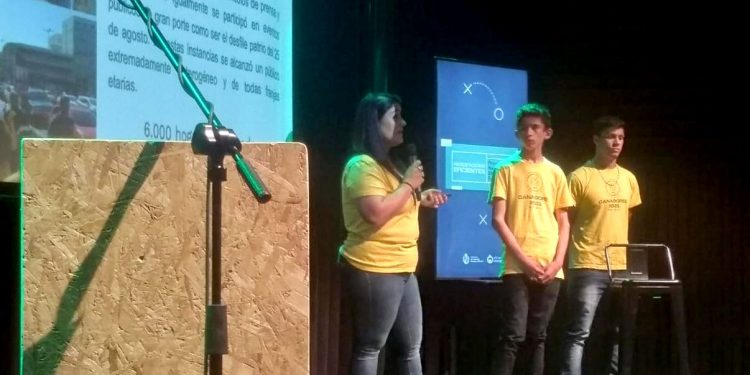 Estudiantes de Rivera compiten por el Premio de Eficiencia Energética