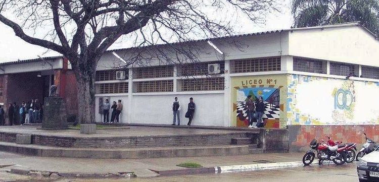 Docentes del Liceo 1 de Tacuarembó rechazan las pautas de cierre de cursos del Consejo de Secundaria