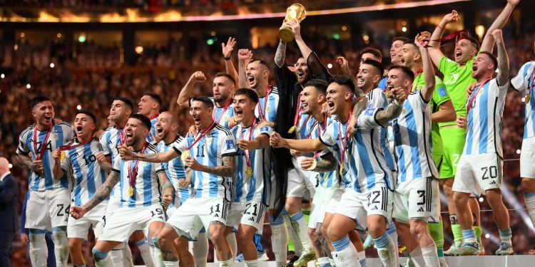Argentina campeón en la final más espectacular de todos los Mundiales