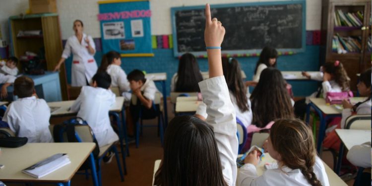 ANEP fijó el calendario de inicio de clases, vacaciones, exámenes y fin de cursos 2023