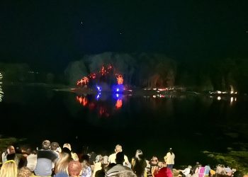 Una multitud disfrutó de la Navidad en Balneario Iporá