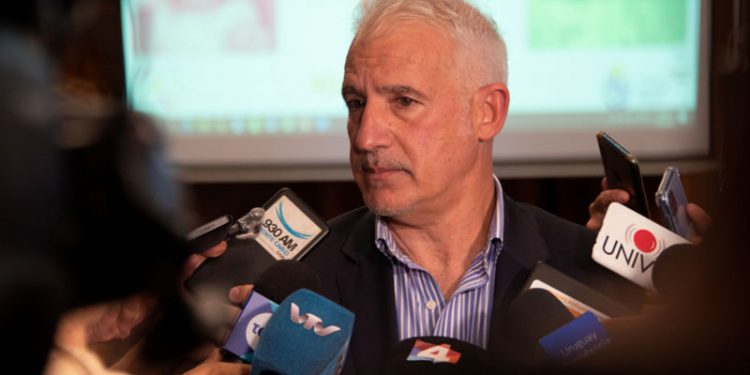 ¿Por qué el MSP brindará dosis de refuerzo contra Covid-19 y no se adapta a la nueva variante?