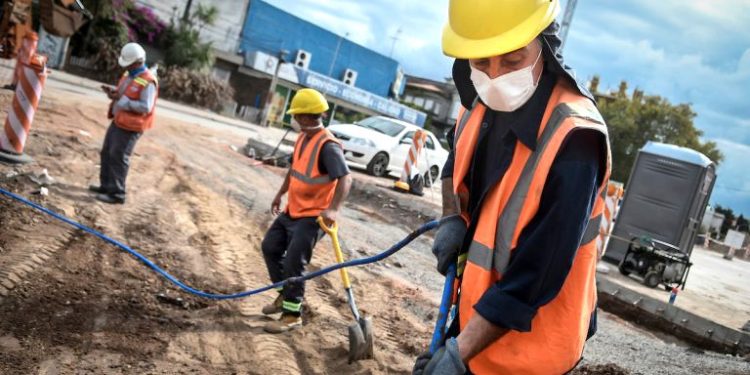En noviembre aumentó un 3.6% el número de personas en el seguro de paro