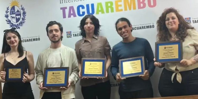 Se realizó este miércoles la entrega de premios del Concurso Tomás de Mattos organizado por la Dirección de Juventud de la Intendencia