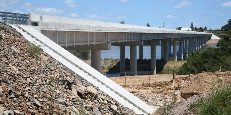 Quedó inaugurado el nuevo puente sobre el río Negro