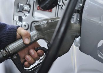Informe de enero de la Ursea prevé un aumento de precios de 7,3% en naftas y 6,3% en gasoil