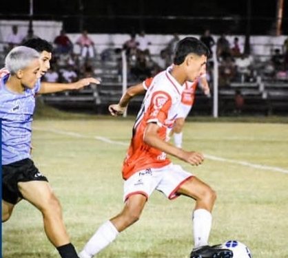 Los juveniles sumaron su primer punto