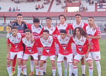 Juveniles: Deben ganar para no quedar eliminados