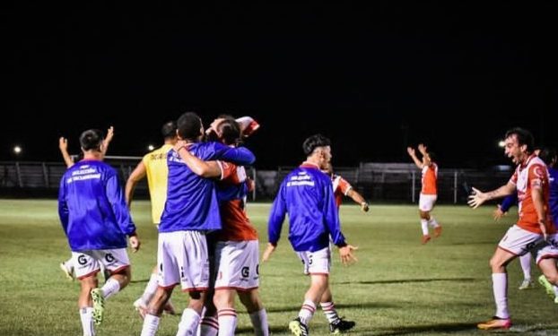 Tacuarembó ganó en la hora y es único puntero