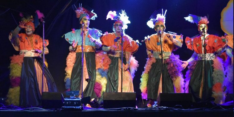 El Carnaval llega a los barrios