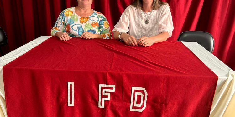 Milagros Blanc asumió como Directora del Instituto de Formación Docente