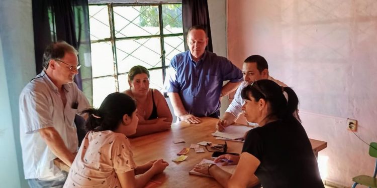 Presentaron propuestas educativas de UTU por los barrios de Tacuarembó