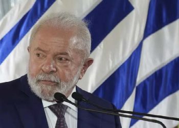 Brasil quiere impulsar integración y uso de monedas locales en reunión con Uruguay