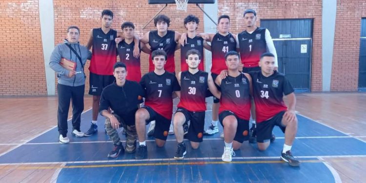 El Polideportivo está compitiendo en la Copa del Norte de básquetbol