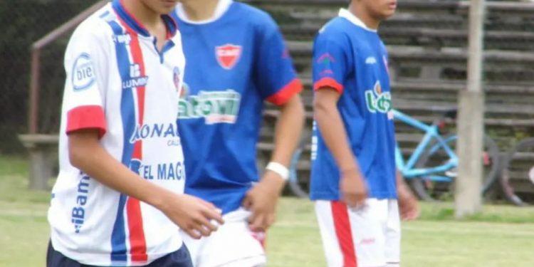 Sub 15: Estudiantes sigue siendo el líder